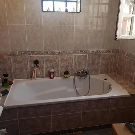 Nyaraló Maison Familiale De Charme Avec Piscine 6-8 Personnes